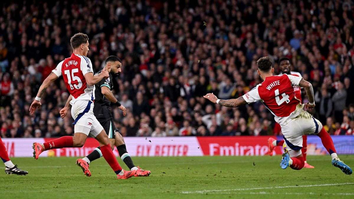 Nhận định nhân sự của The Kop và The Gunner